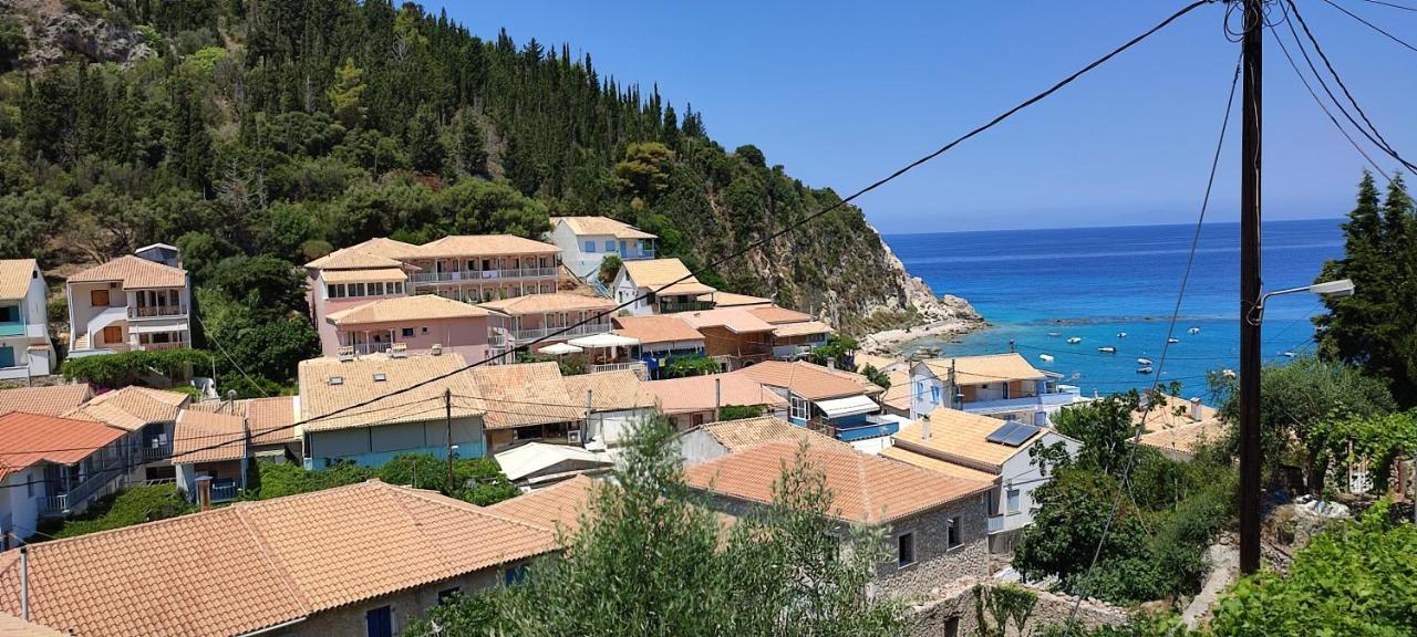 Villa Spiros Áyios Nikítas 外观 照片