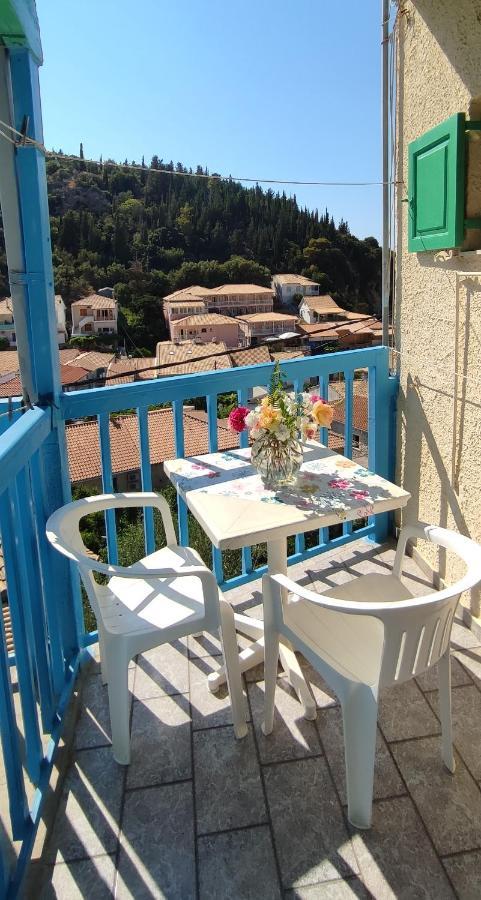 Villa Spiros Áyios Nikítas 外观 照片
